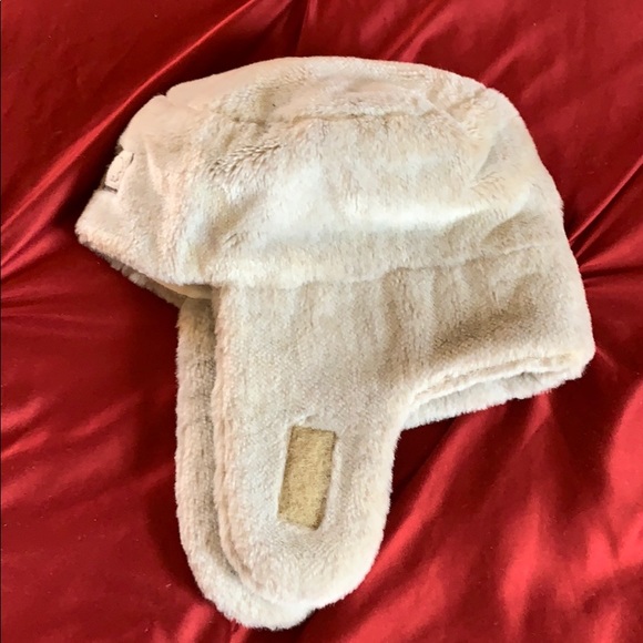 Armani Junior Fur Trapper Hat - Made in Italy - Picture 4 of 12